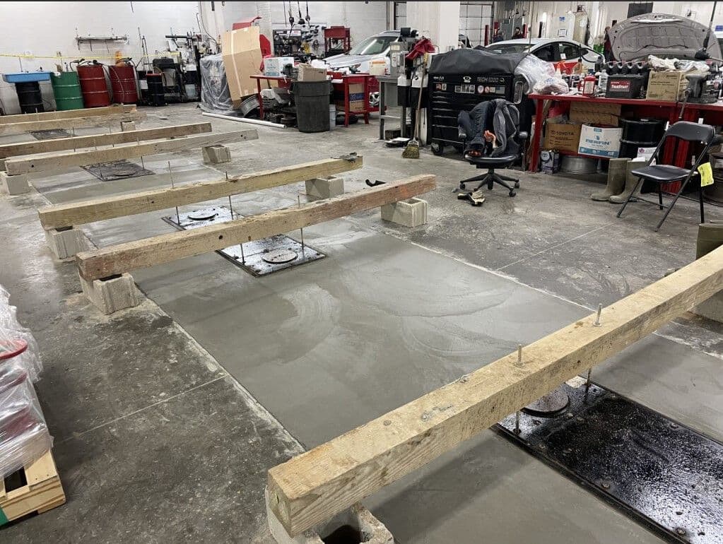 Adams Toyota Shop Pourback