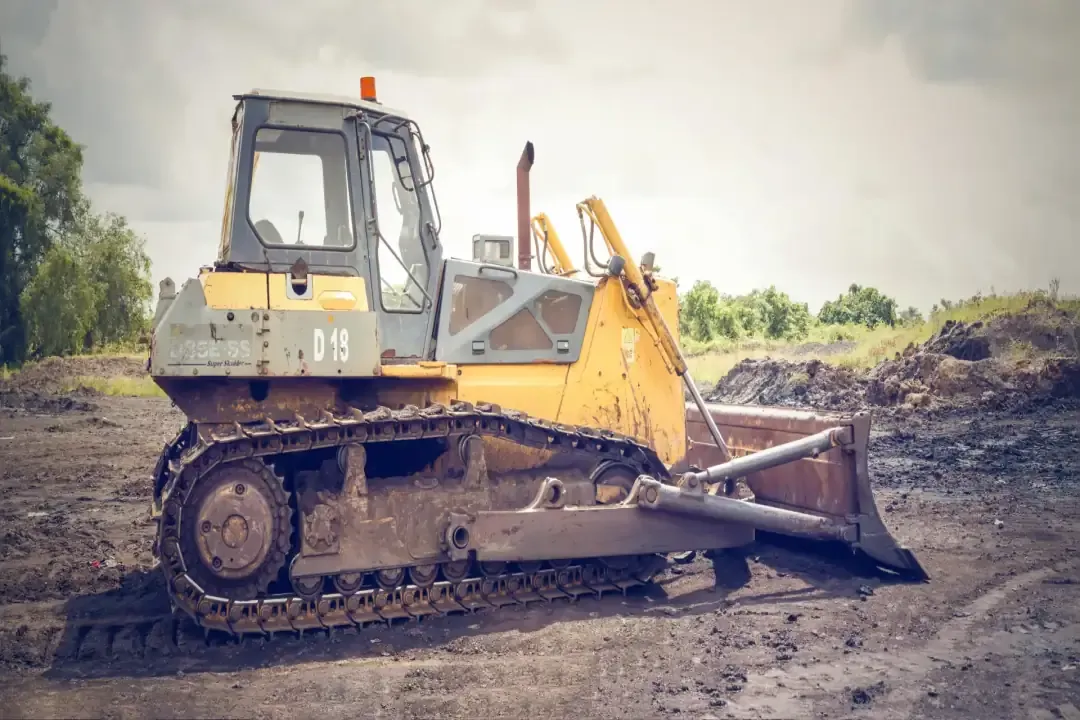 Super skidder over dirt.